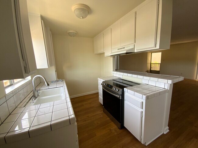 Foto del edificio - 320 Standard St