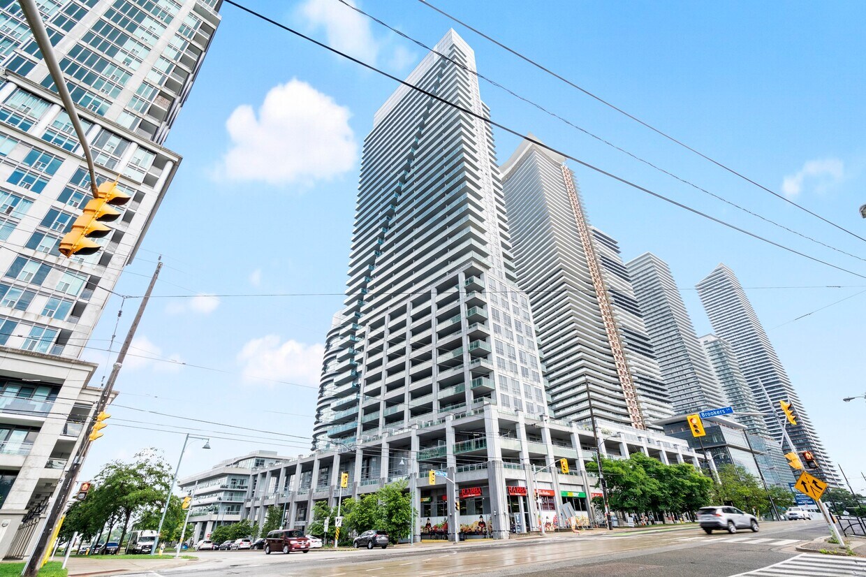 Primary Photo - 2 Bed & 2 Bath Condo Available for Rent in...