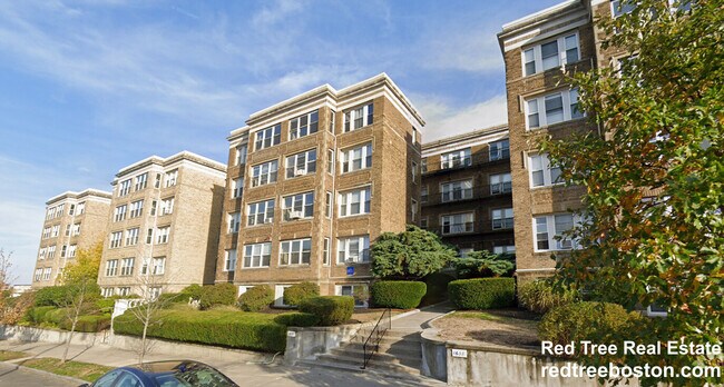 Building Photo - 1638 Commonwealth Ave