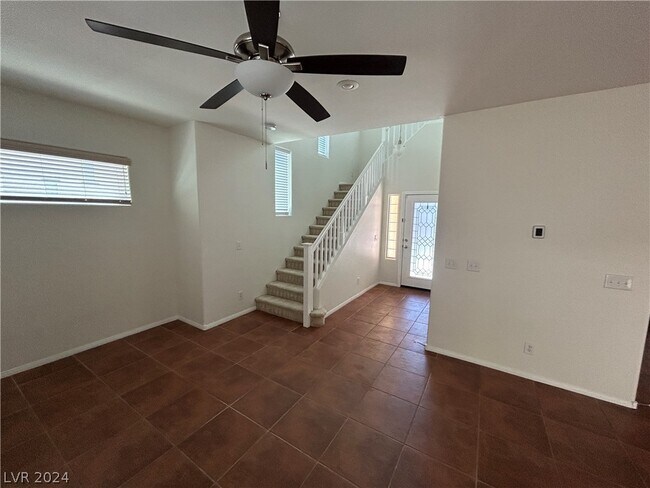 Building Photo - 10646 Allegrini Dr