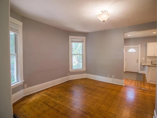 Foto del edificio - 514 W 31st St