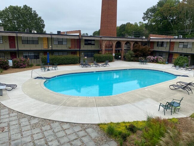Foto del edificio - 807 W Trinity Ave