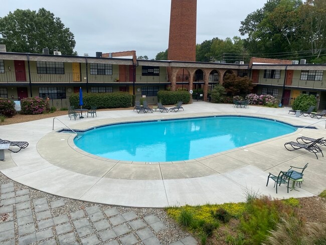 Photo - 807 W Trinity Ave Apartment