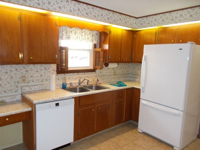 Building Photo - Spacious & Beautifully Maintained 3-Bedroom Home – North of Richmond