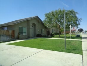 Building Photo - 3539 Pine Meadow Dr