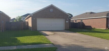 Building Photo - 14927 Diamond Way
