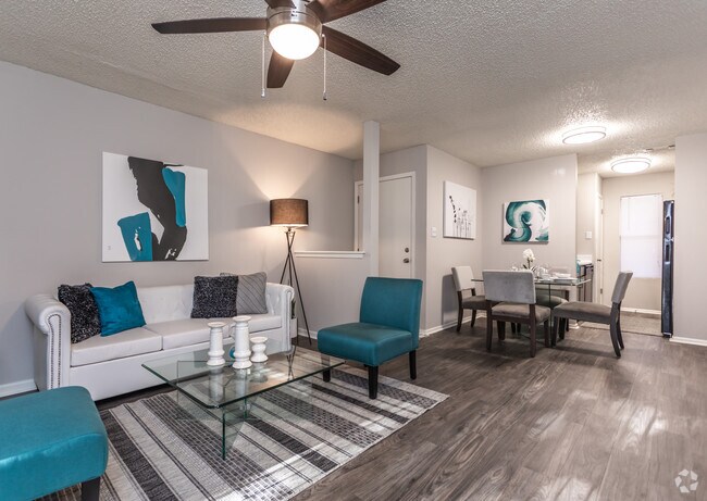 2HAB, 1BA - 780 ft² Sala de estar - Residences at Medical