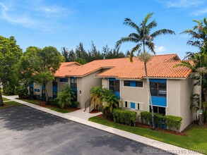Building Photo - 1601 Balfour Point Dr