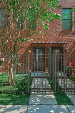 Building Photo - 2422 Navigation Blvd