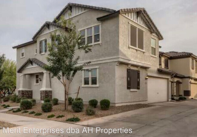 Foto del edificio - 4 br, 2 bath House - 16631 W SIERRA ST
