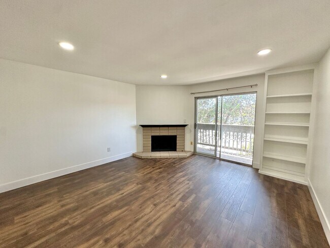 Foto del edificio - Remodeled  2 Bedroom Condo Near SDSU!!