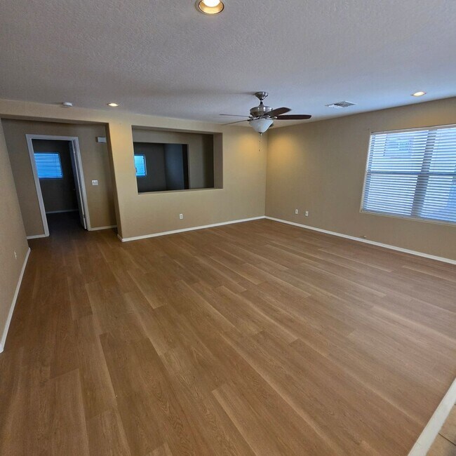 Foto del edificio - 18418 W Westfall Way