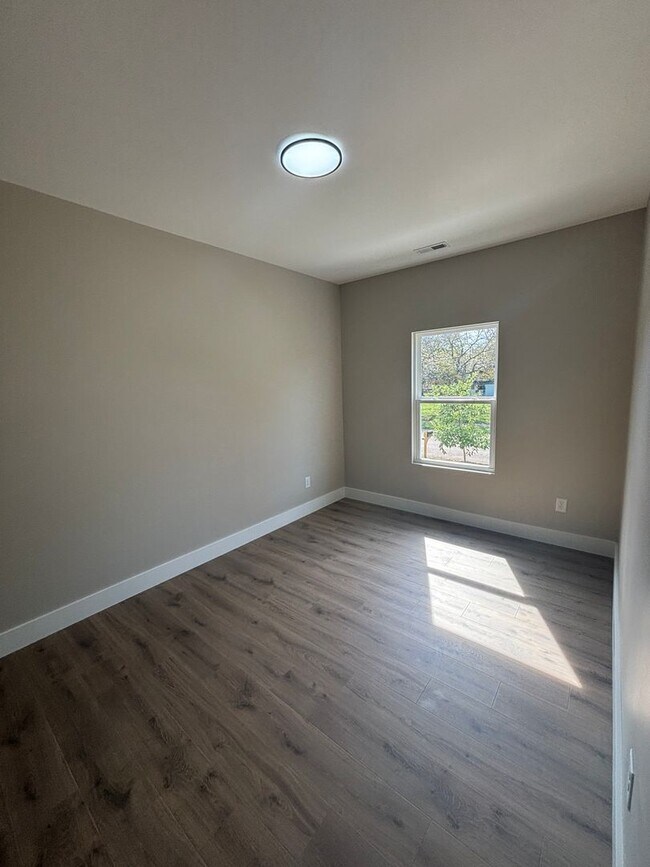 Foto del edificio - 3131 Linden Ave