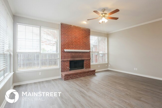Foto del edificio - 8205 Lake Bend Dr