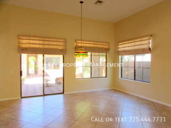 Foto del edificio - ONE STORY CASITA HOME IN ANTHEM COUNTRY CLUB!