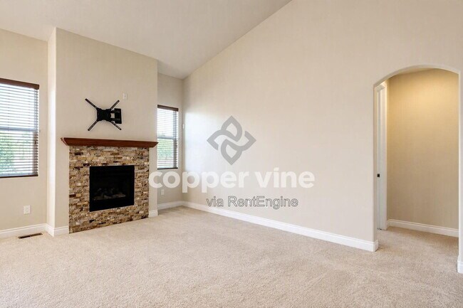 Building Photo - 1414 Terra Rosa Ave