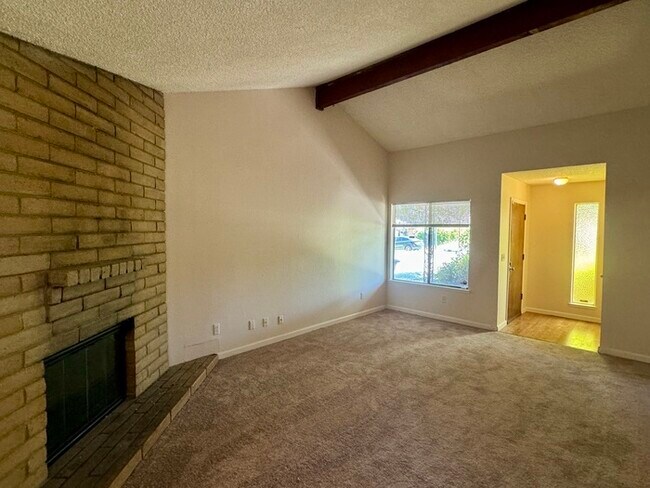 Foto del edificio - 2/2 duplex in Fair Oaks