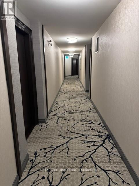 Photo du bâtiment - 800 Sheppard Ave W