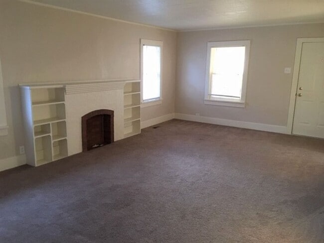 Building Photo - 2 Bedroom House In Laurel
