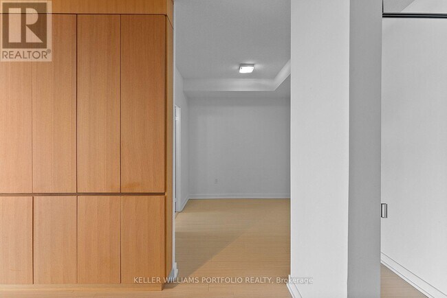 Photo du bâtiment - 15 Iceboat Terr