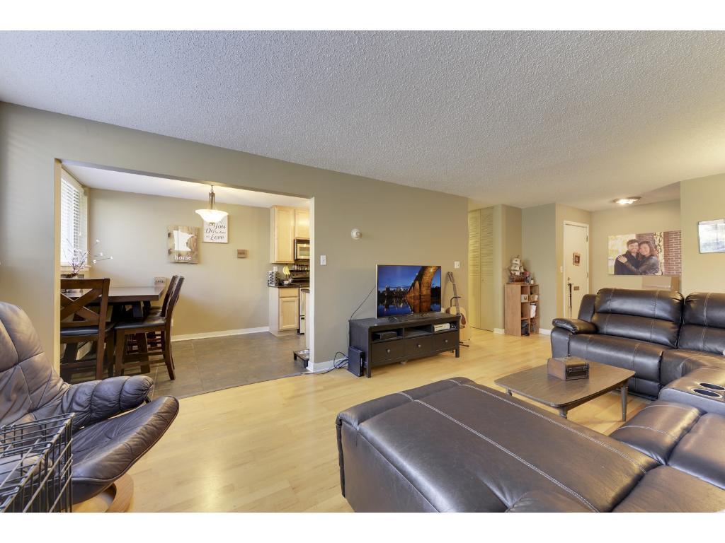 1770 Bryant Ave S Unit 102, Minneapolis, MN 55403 Condo for Rent in