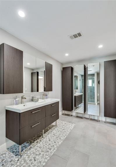 Foto del edificio - 1400 Houssels Ave