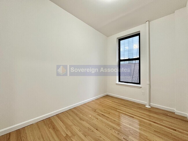 Foto del edificio - 401 E 68th St