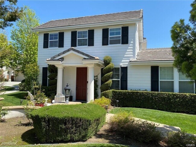 Building Photo - 4 br, 2.5 bath House - 1 St Ives Way
