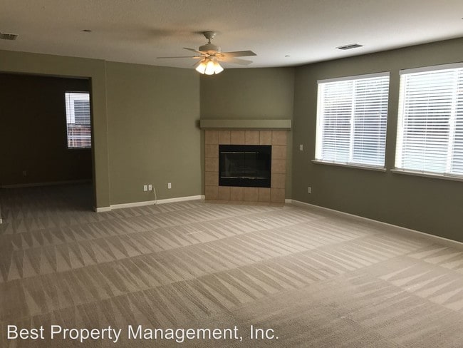 Building Photo - 297 Pebble Beach Dr