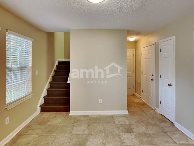 Building Photo - 3826 Tidewater Way NW