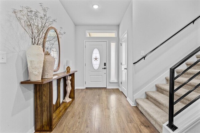 Foto del edificio - 6262 Marsh Ln