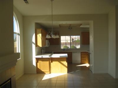 Foto del edificio - Corner lot near parks and schools