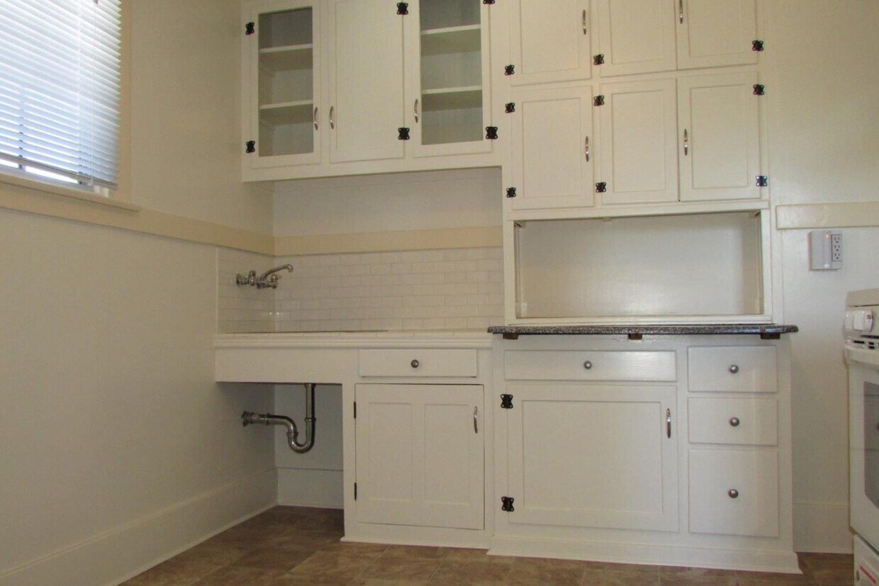 Foto principal - 303 Tilton Ave