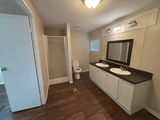 Building Photo - Triangle Mobile Home Park