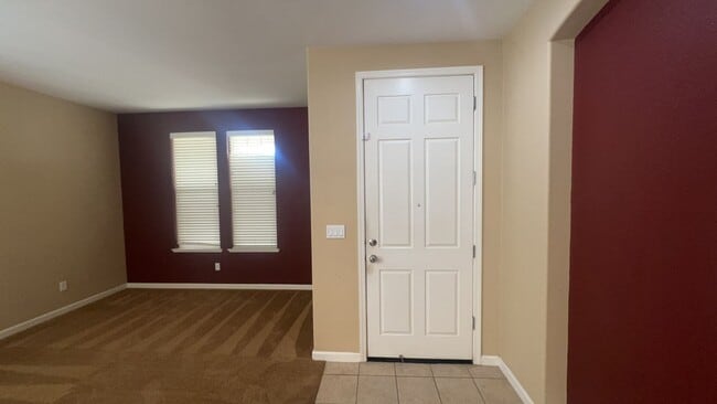 Foto del edificio - 6598 Aggies Ct