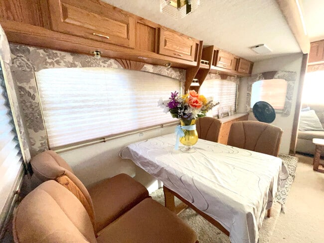 Building Photo - 1 Ellis St