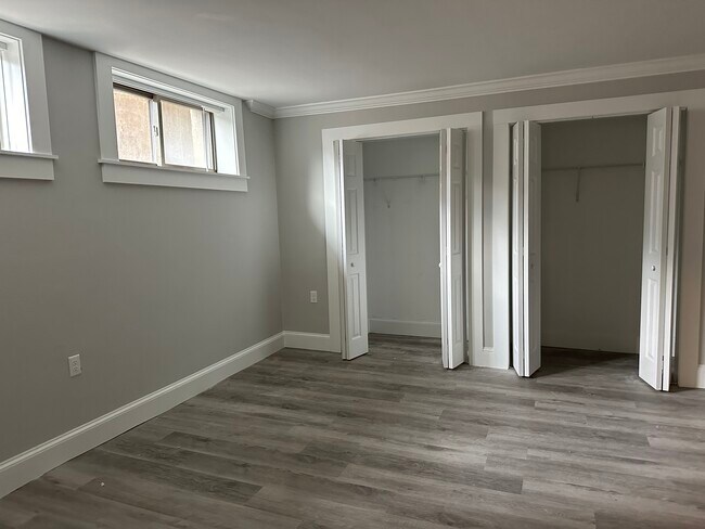 Foto del edificio - 74 Longwood Ave