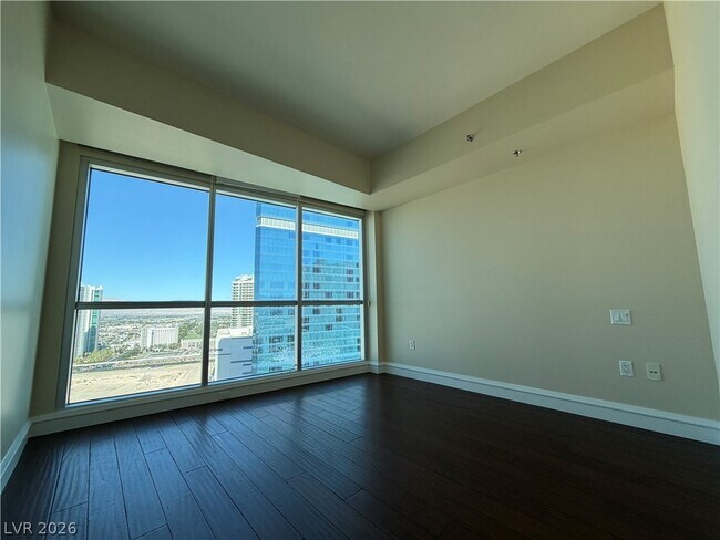 Foto del edificio - 2700 S Las Vegas Blvd