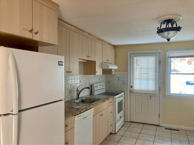 Photo - 12 Cutter St Apartment