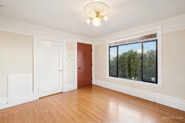 Photo - 1421 Clayton St Apartment