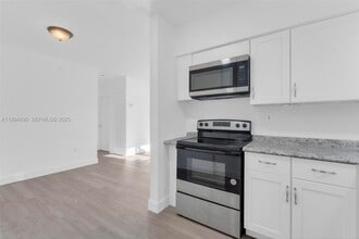 Building Photo - 3051 NW 77th St