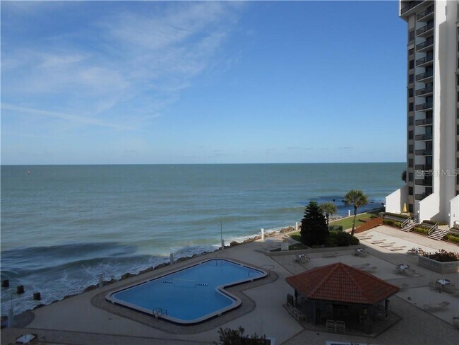 Foto del edificio - 450 S Gulfview Blvd