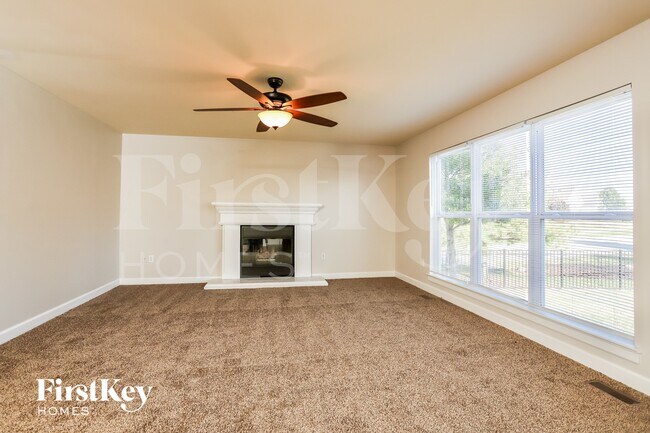 Foto del edificio - 1702 Briarmanor Dr