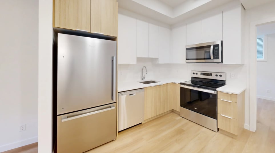 Photo du bâtiment - 11710-11125 125 St NW