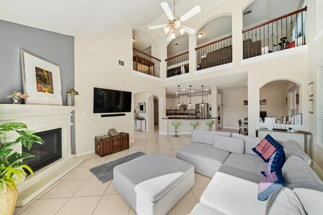 Foto del edificio - 27406 Starlight Canyon Ln