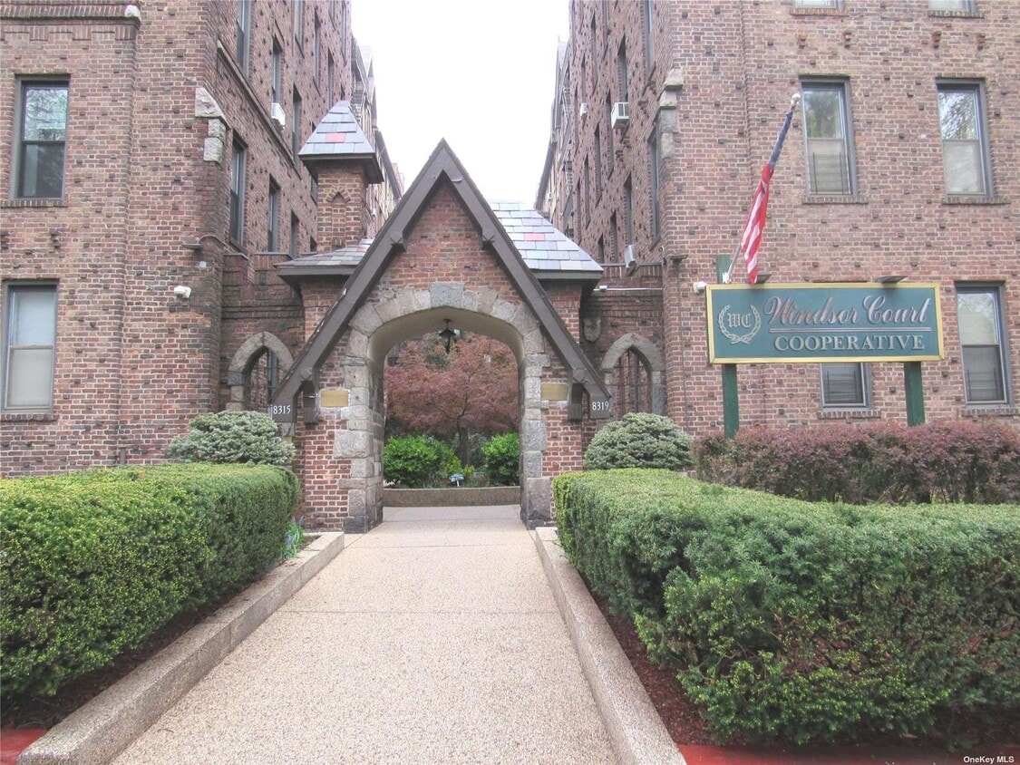 Primary Photo - 83-19 116th St