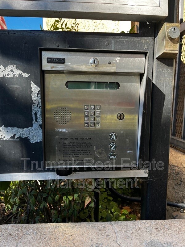 Foto del edificio - 14201 Foothill Blvd