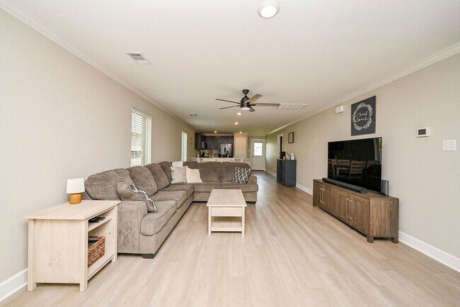 Building Photo - 4235 Palmetto Grv Ln