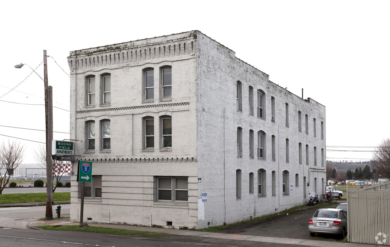 Building Photo - Boeing Field Apartments