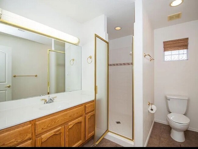 Building Photo - 4 bedroom Home in Yuma Valley for Rent!